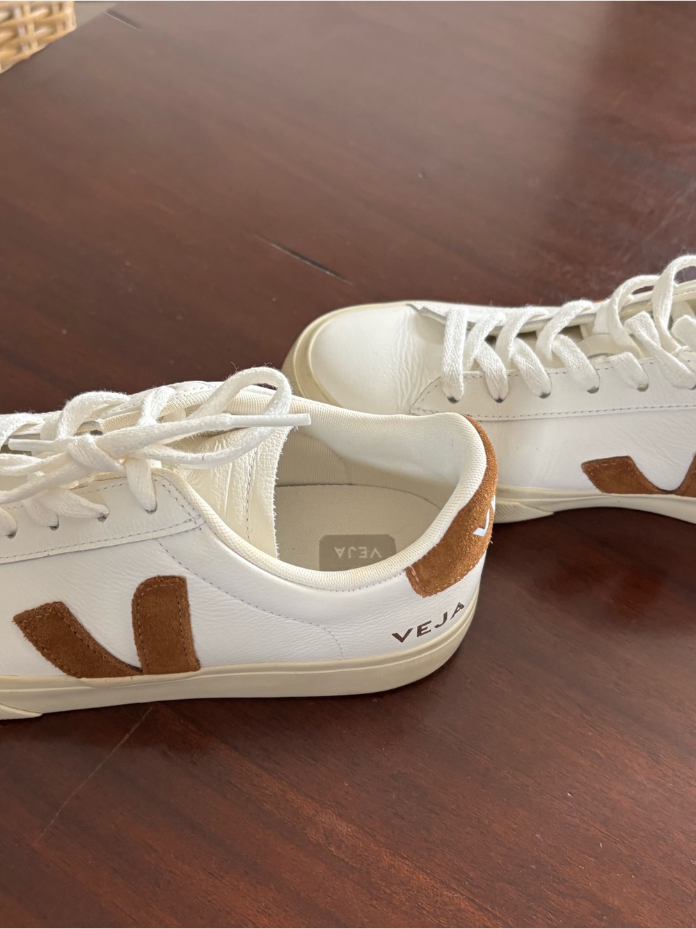 Veja Campo sneakers in white and cognac leather US 8 EU:39 - Picture 4 of 5